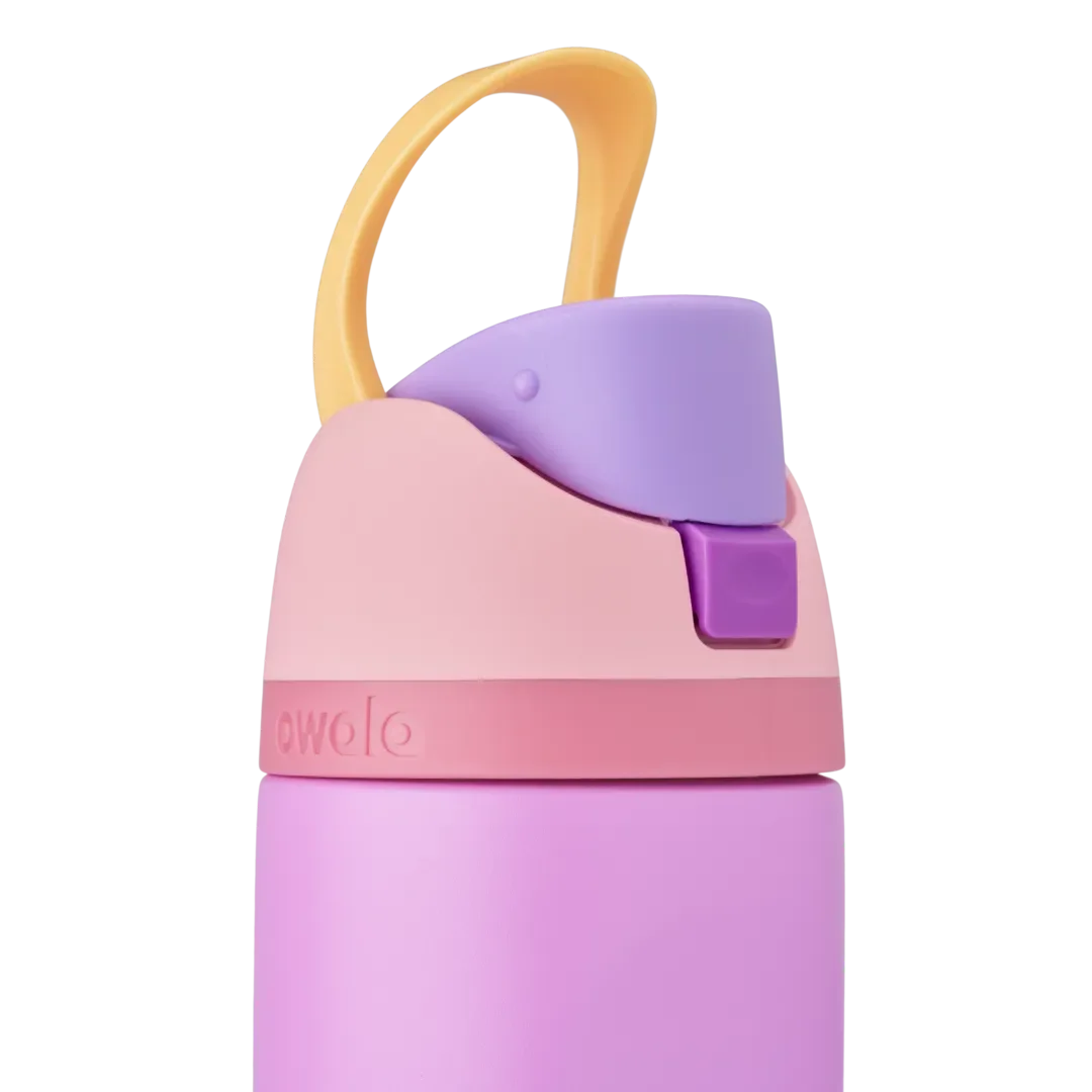 FreeSip Rapunzel Disney Princess Collection lid detail, lilac purple body with peach lid, lavender flip cap, yellow carry loop, and dusty pink accent band